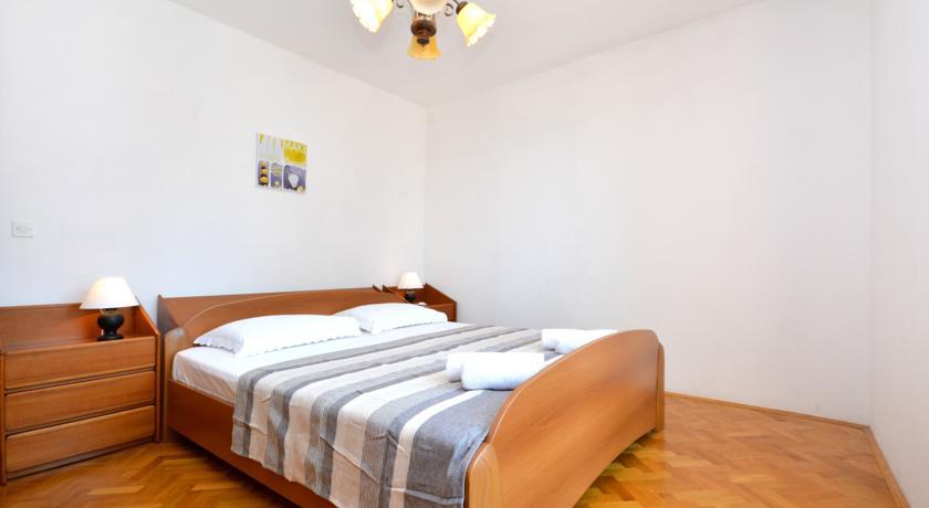 Apartment Joe Light Podstrana Bilik gambar